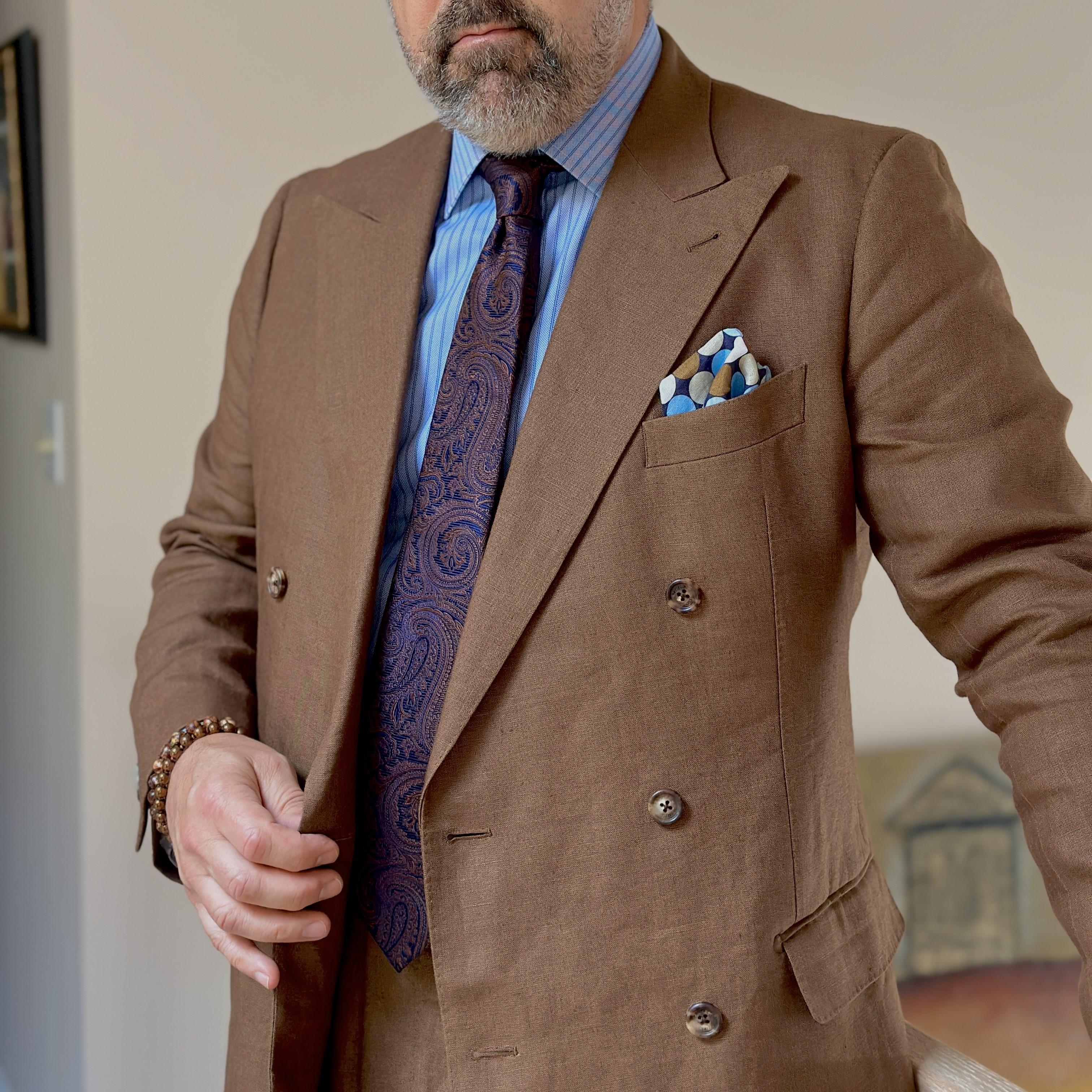Sobee Paisley Silk Necktie and Pocket Square - Brown