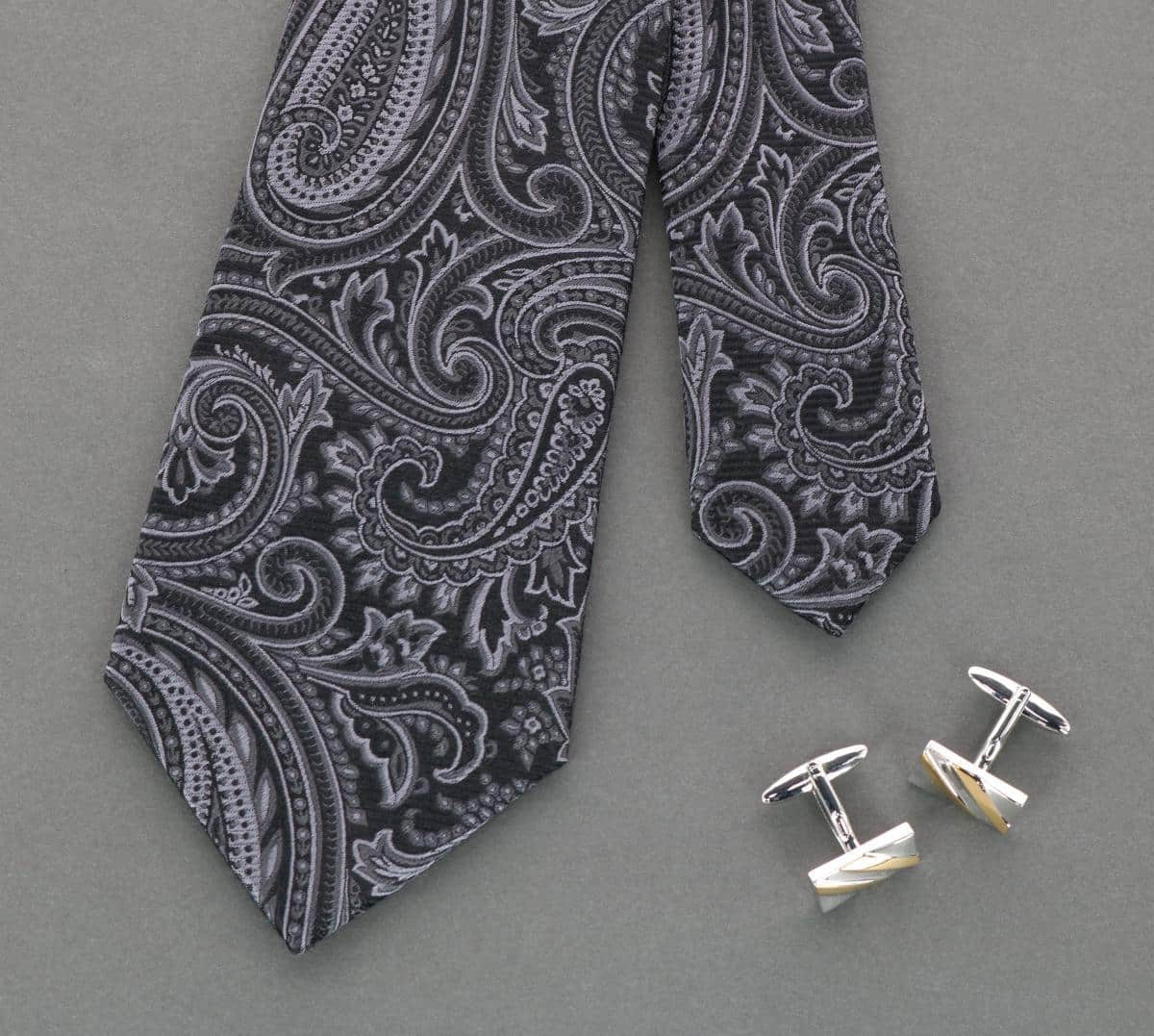 Sobee Paisley Silk Necktie - Black