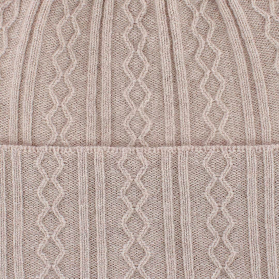 The Windsor Merino Wool Cable Knit Beanie - Ivory