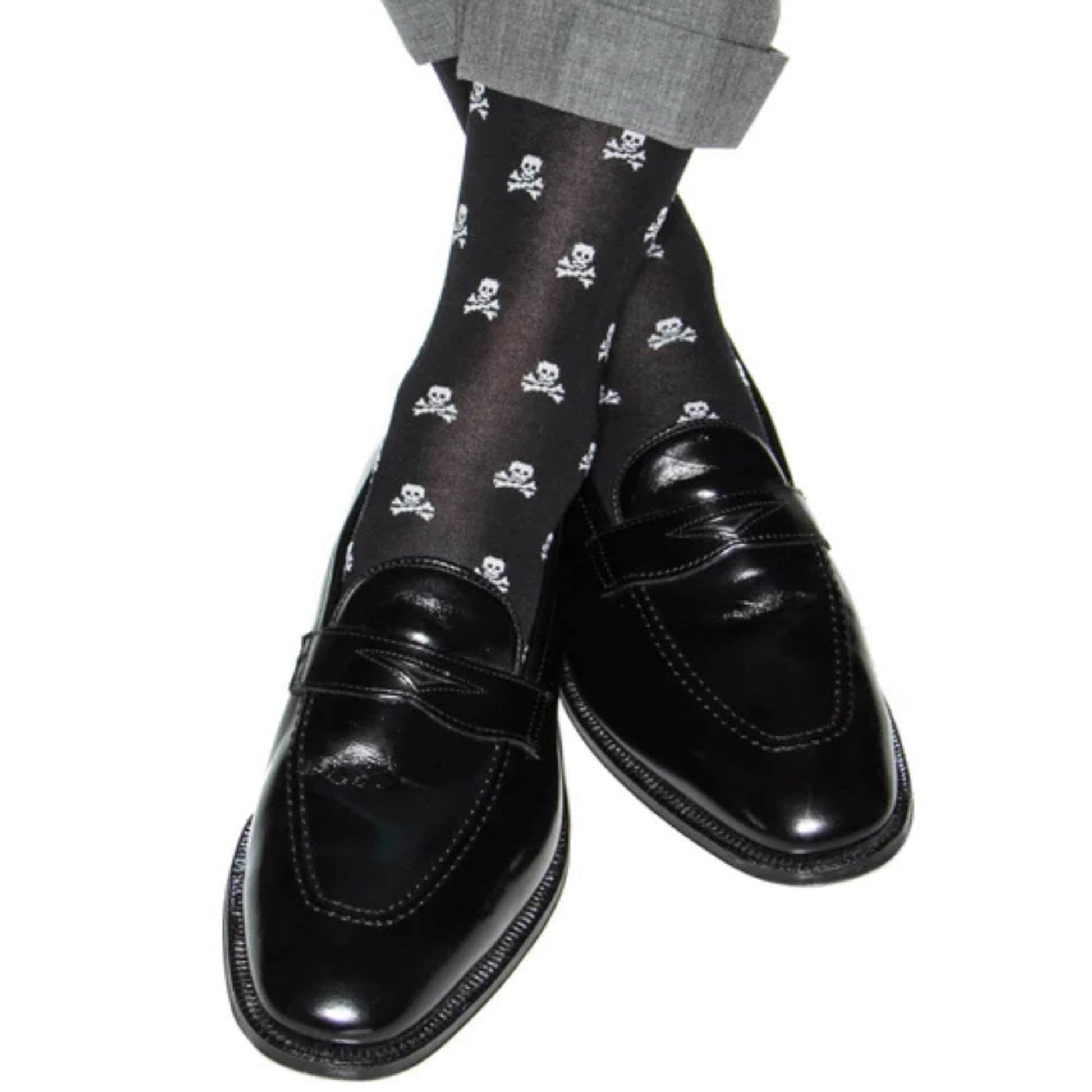Rodger Skull and Cross Bones Over The Calf Mercerized Cotton Socks - Black