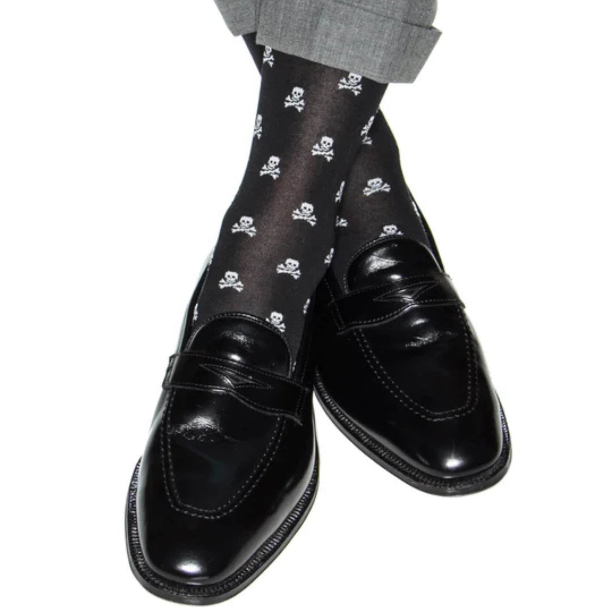 Rodger Skull and Cross Bones Over The Calf Mercerized Cotton Socks - Black