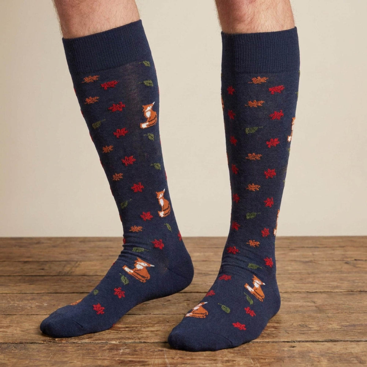 Foxy Fall Leaf Motif Novelty Merino Wool Mid Calf Socks (1 Pair) - Navy